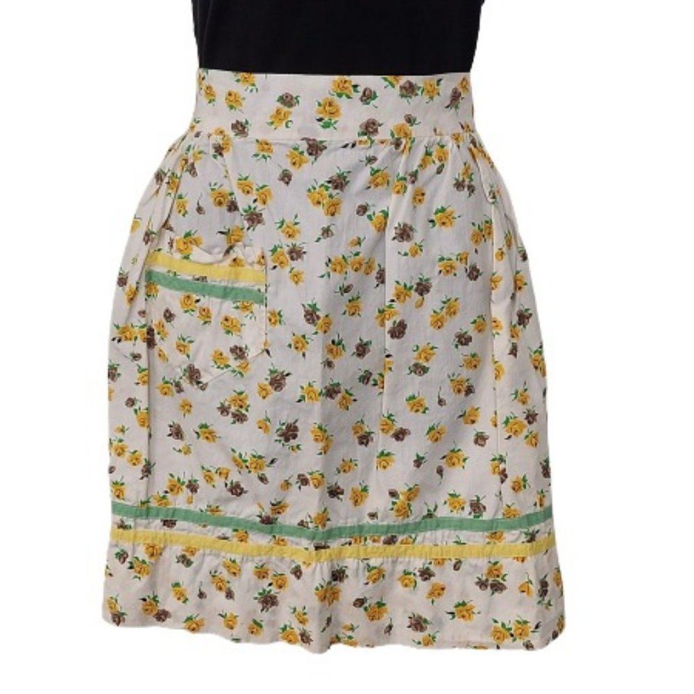 Vintage Home-made Floral Apron, Yellow